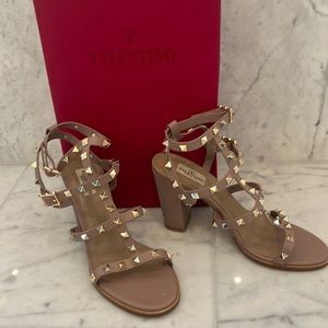 Nude rock stud block heels